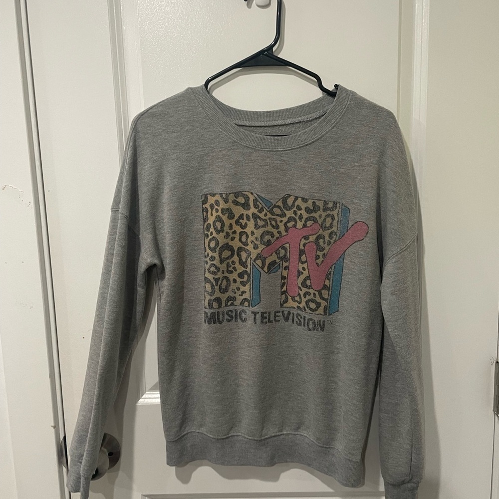 Preloved‎ MTV Pullover Sweater